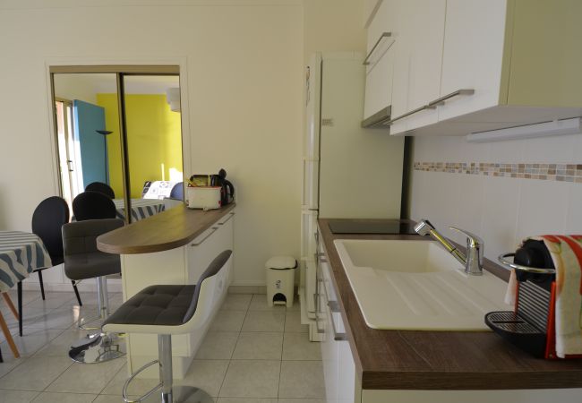 Apartment in Villefranche-sur-Mer - NEREIDES - Appartement 4 personnes avec Vue Mer 