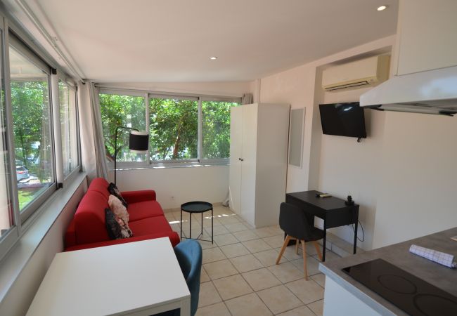 Studio in Nice - RENE CASSIN 1 - Studio proche tram et aéroport