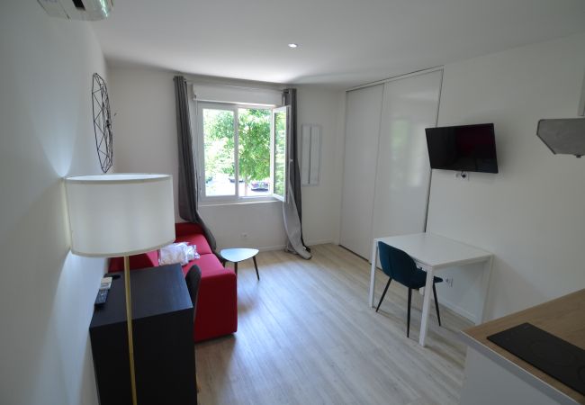 Studio in Nice - RENE CASSIN 2 - Studio proche tram et aéroport