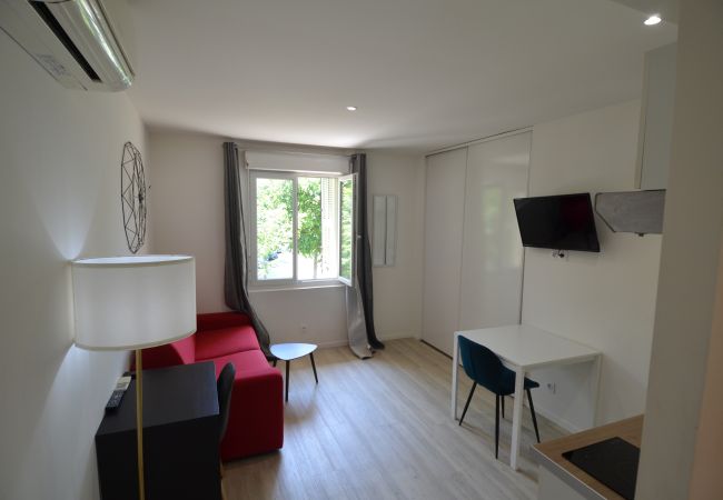 Studio in Nice - RENE CASSIN 2 - Studio proche tram et aéroport
