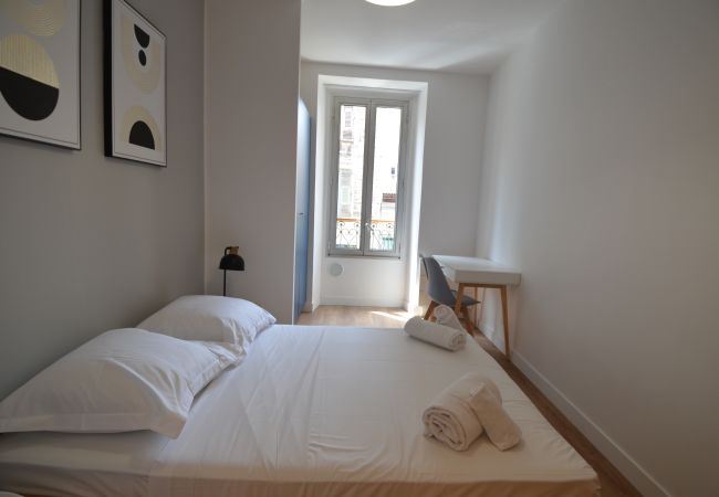 Apartment in Nice - NAPOLEON - Superbe appartement quartier du PORT