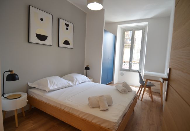 Apartment in Nice - NAPOLEON - Superbe appartement quartier du PORT