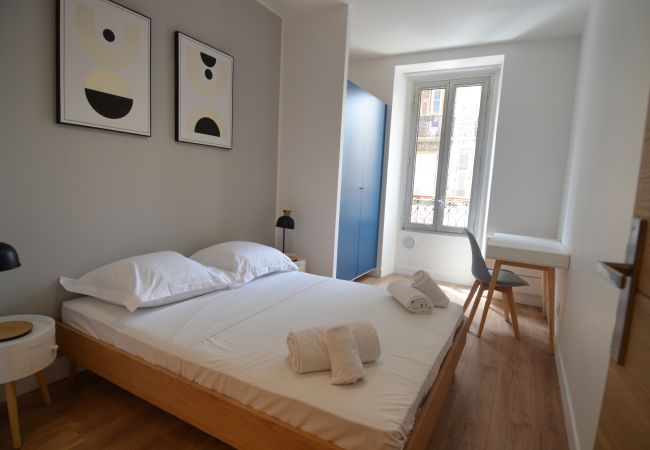 Apartment in Nice - NAPOLEON - Superbe appartement quartier du PORT