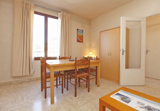 Studio à Nice - e ODÉON