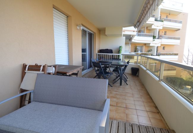 Appartement à Nice - PLEIN CIEL - Résidence sécurisée, piscine, garage