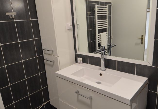 Appartement à Nice - PLEIN CIEL - Résidence sécurisée, piscine, garage