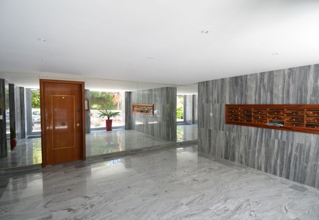 Studio à Nice - SIRIUS - Grand studio dans superbe copropriété