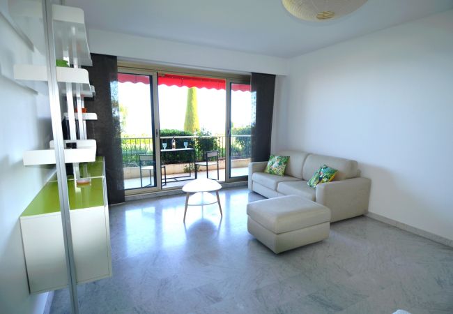 Studio à Nice - SIRIUS - Grand studio dans superbe copropriété