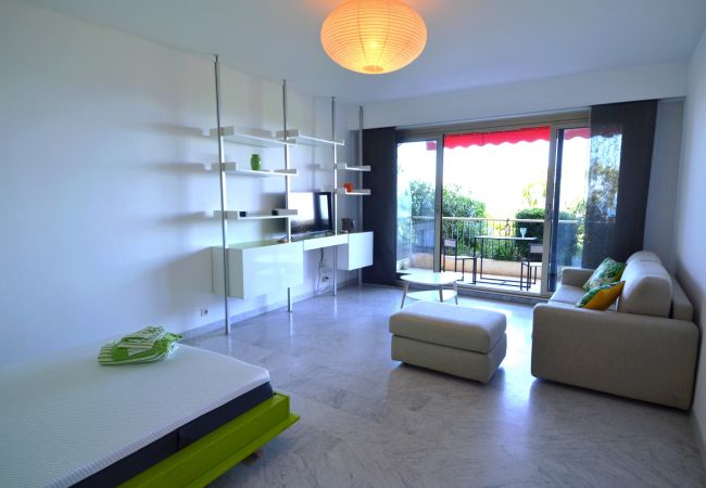 Studio à Nice - SIRIUS - Grand studio dans superbe copropriété