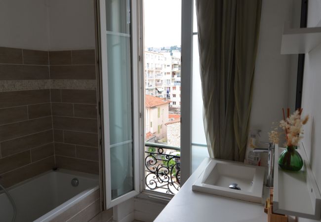 Appartement à Nice - DUPLEX BORRIGLIONE - Spacieux Duplex à Libération