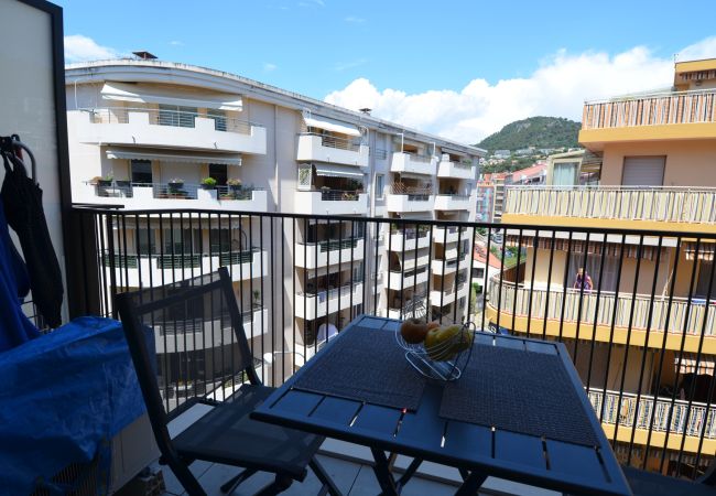 Appartement à Nice - VILLA SMOLETT - Joli 2 pièces secteur Nice Riquier